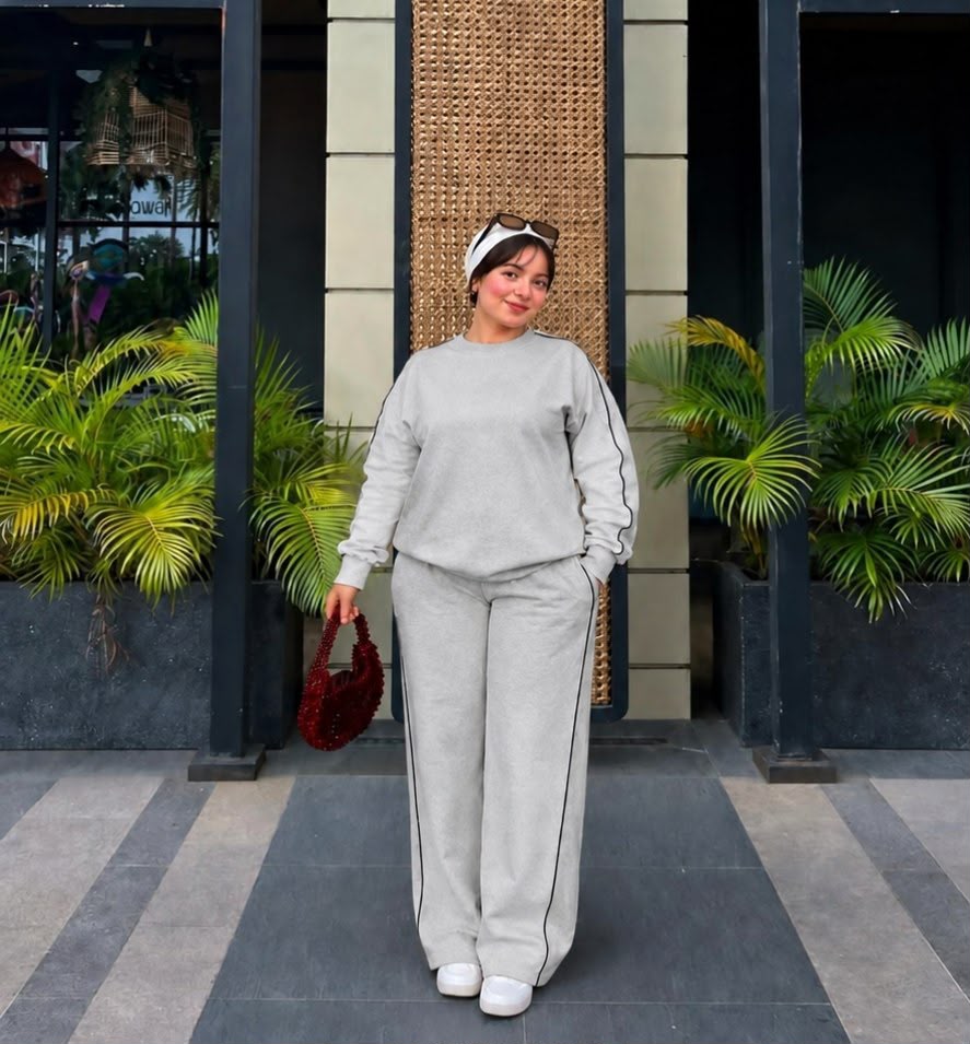 Zelvia Side-Stripe Lounge Set - Grey